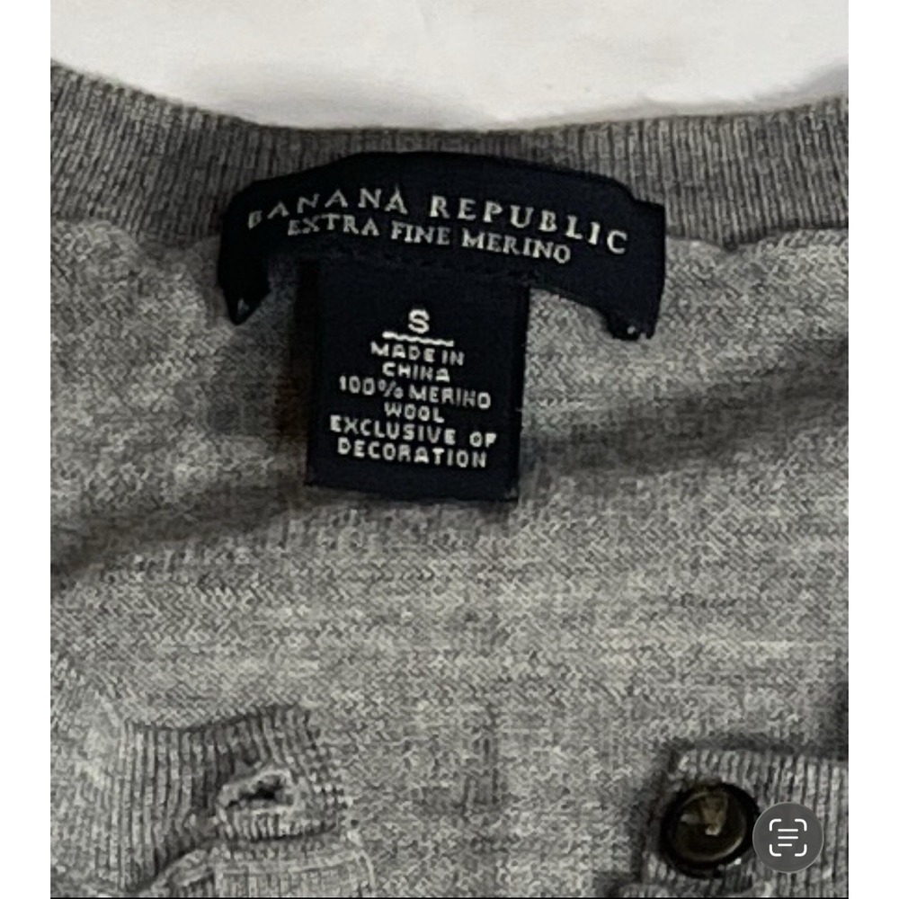 Banana Republic Extra Fine Merino Wool Exclusive Decoration Gray Cardigan Size S - Picture 9 of 9